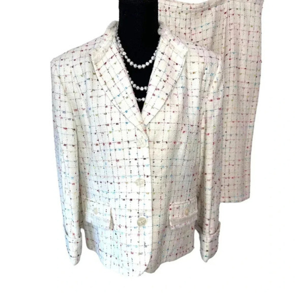 Sag Harbor 18/20 ivory with multi color skirt & blazer professional suit - Picture 3 of 9